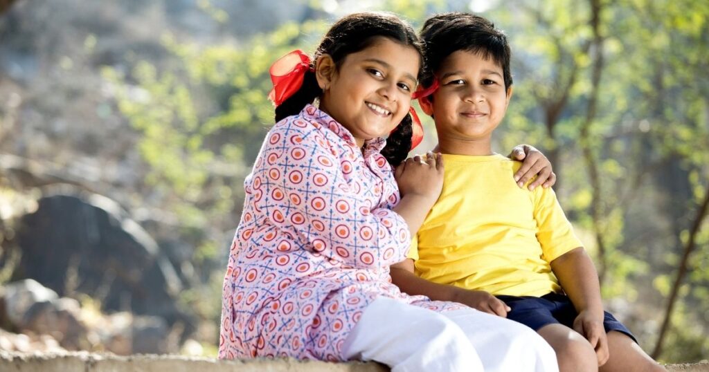 Bhai Behan Shayari 2 Line In Hindi