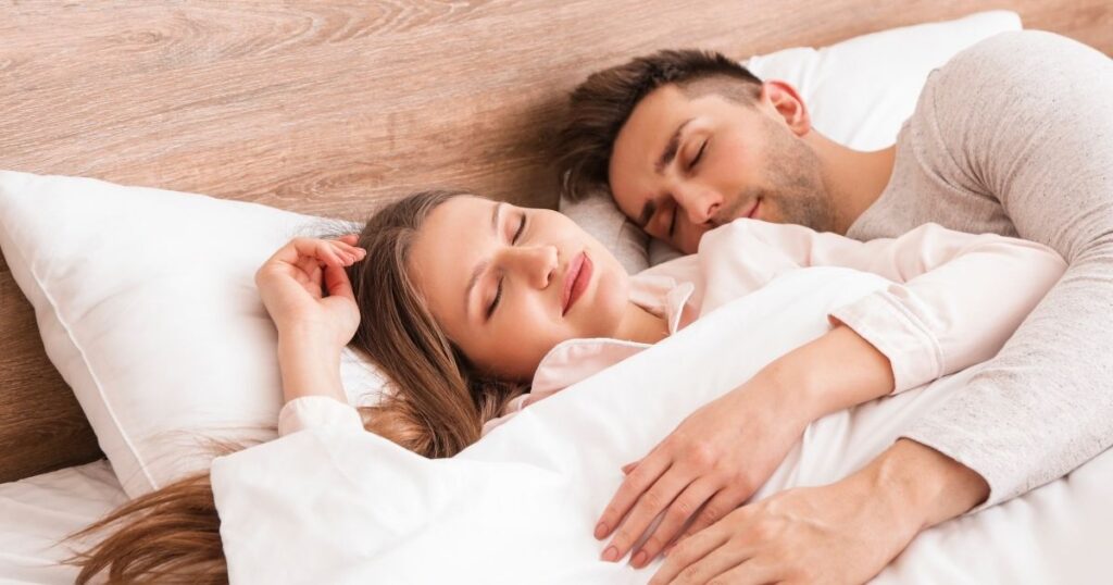 Romantic Neend Shayari