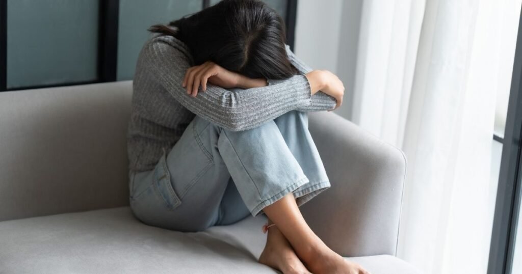 Emotional Sad Shayari In Hindi